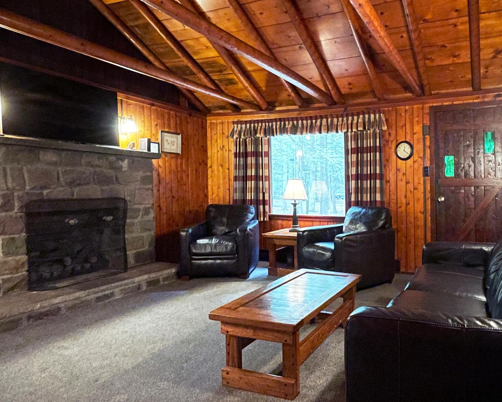 Mountain Springs Lake Resort Stroudsburg Habitación foto