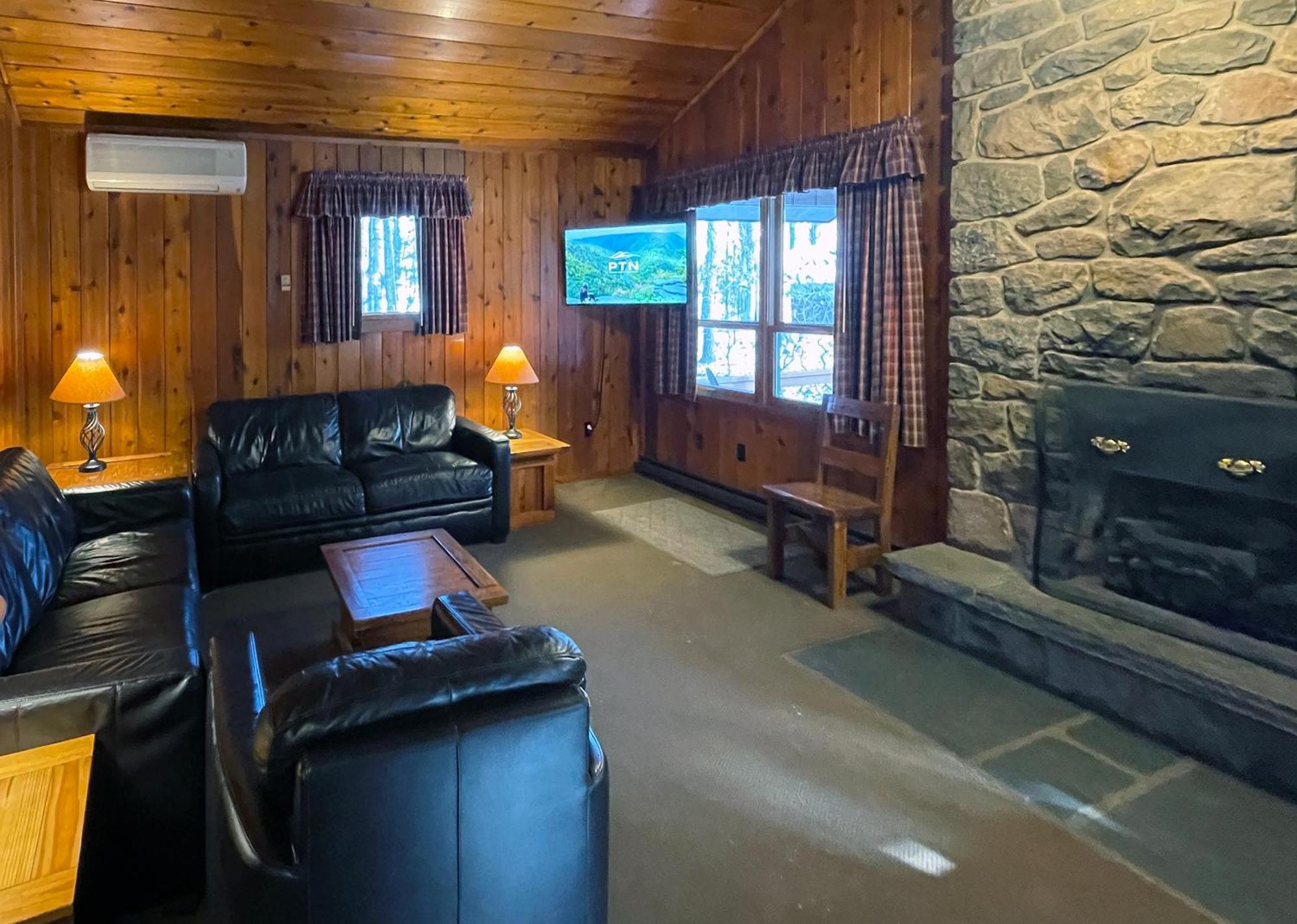 Mountain Springs Lake Resort Stroudsburg Habitación foto